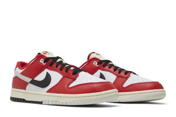 Dunk Low 'Split - Chicago'