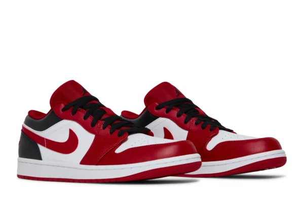 Air Jordan 1 Low 'Reverse Black Toe'