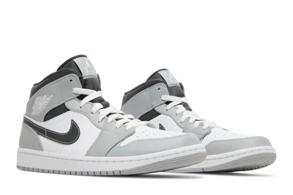 Air Jordan 1 Mid 'Light Smoke Grey'