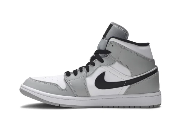 Air Jordan 1 Mid 'Smoke Grey'