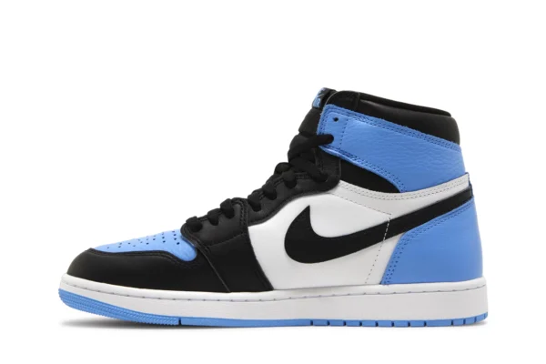 Air Jordan 1 Retro High OG 'UNC Toe'