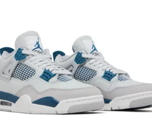 Air Jordan 4 Retro 'Military Blue' 2024