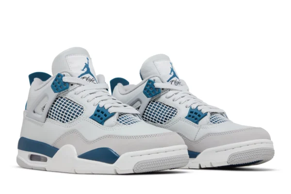 Air Jordan 4 Retro 'Military Blue' 2024