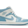 Wmns Air Jordan 1 Mid 'University Blue'