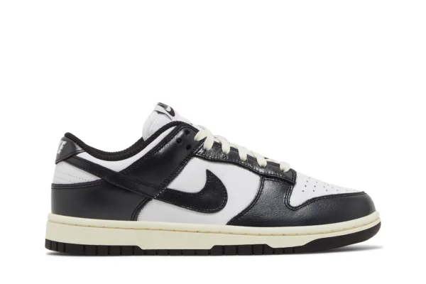 Wmns Dunk Low 'Vintage Panda'