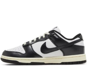 Wmns Dunk Low 'Vintage Panda'